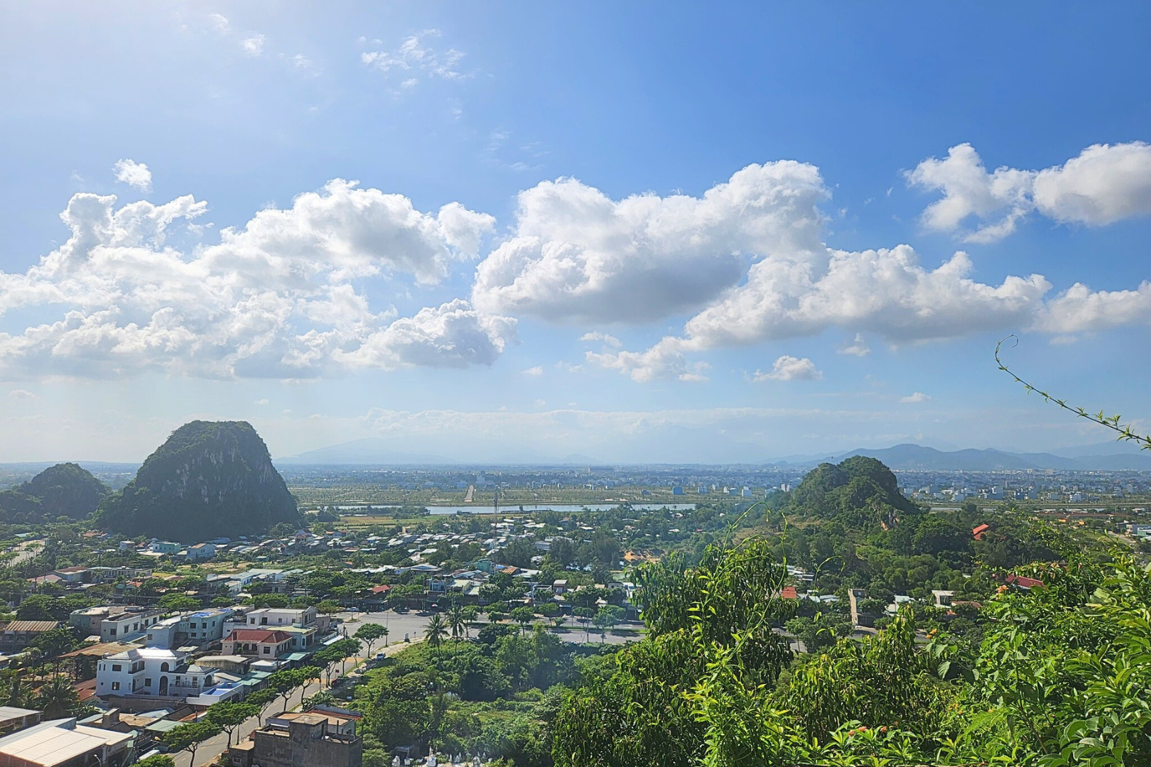 다낭 필수 코스 시티 투어 (베트남 간식 포함)