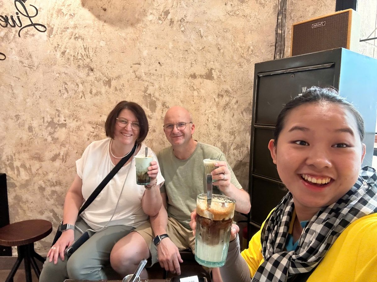 호치민 오토바이 타고 즐기는 먹방 투어