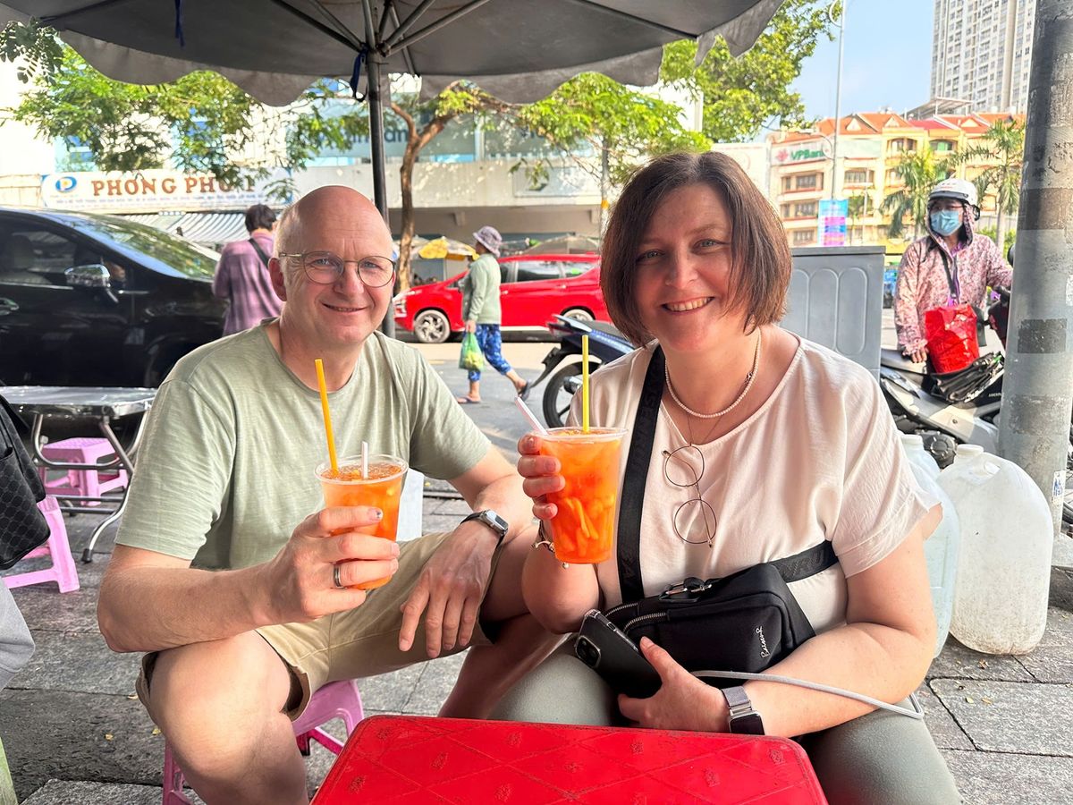 호치민 오토바이 타고 즐기는 먹방 투어