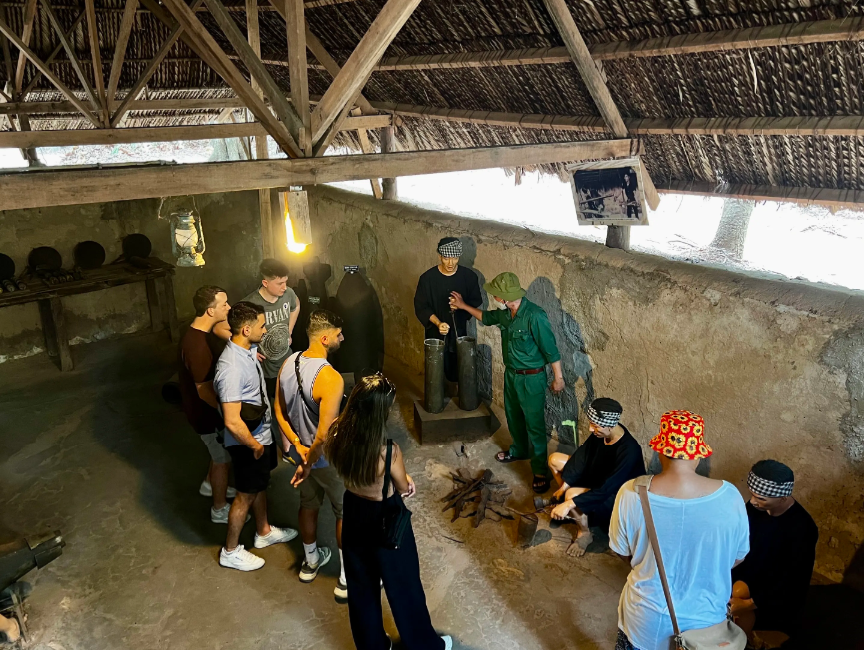 호치민 구찌 터널 당일치기 투어 (카사바 포함)