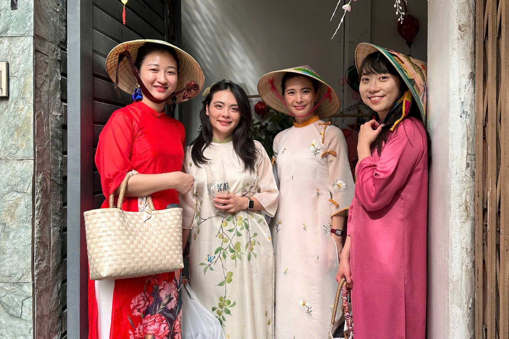 호치민 아오자이 입고 즐기는 인생샷 시티 투어