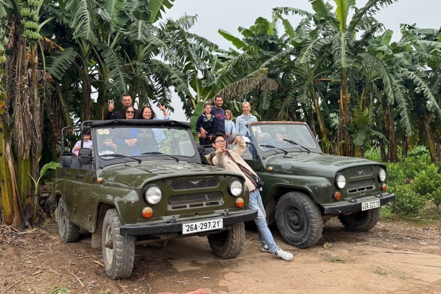 하노이 지프 타고 즐기는 시티 투어