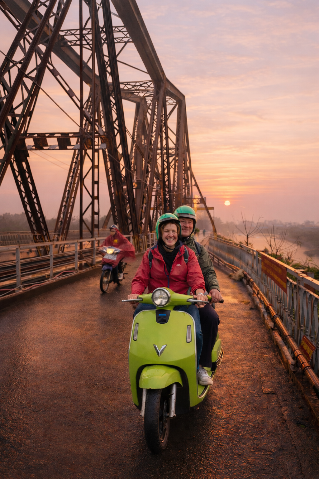 하노이 전기 스쿠터 타고 즐기는 선셋 투어