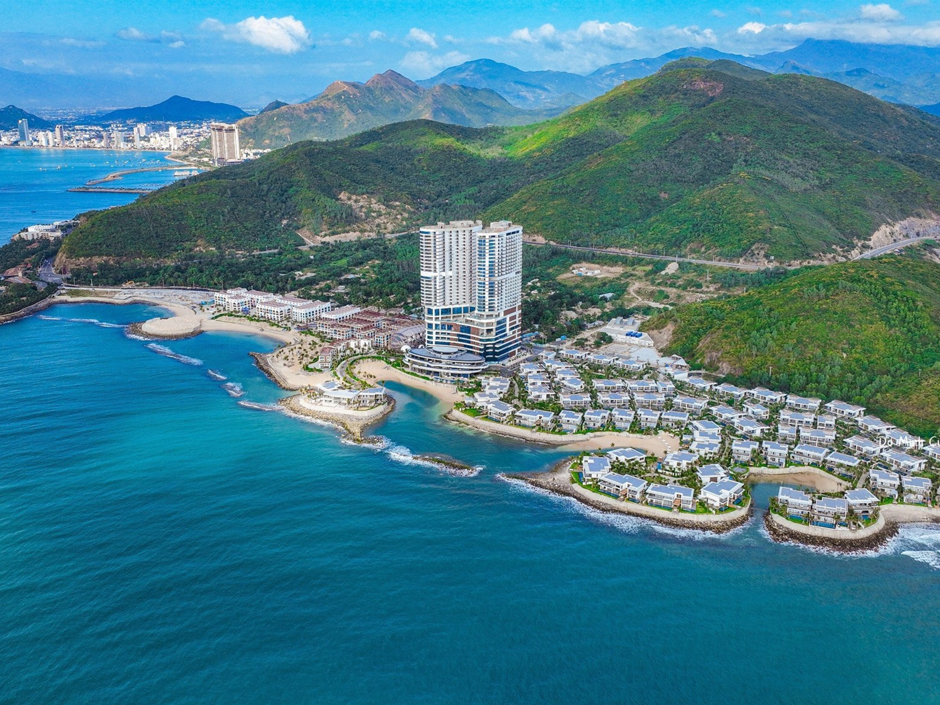 나트랑 공항 픽업 & 샌딩 서비스 (단독 차량)