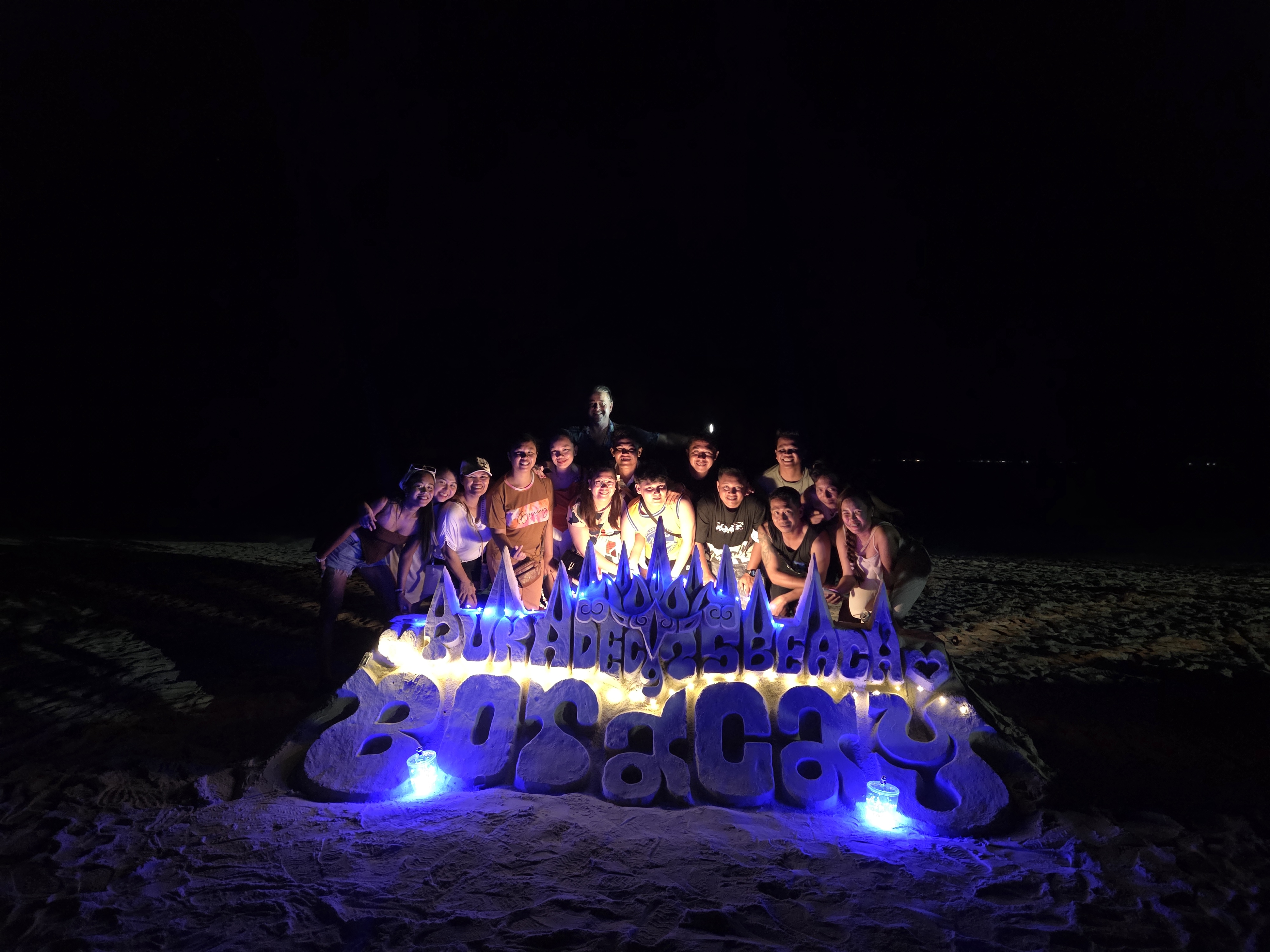 밤에 만나는 특별한 보라카이 나이트 투어