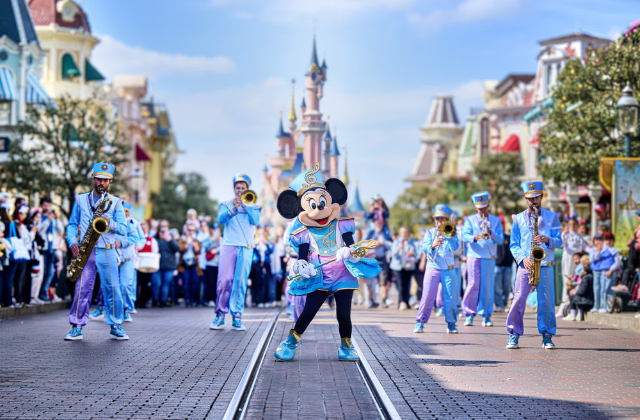 Disneyland® Paris Ticket + Disney Premier Access Ultimate