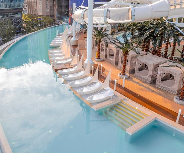 activity_detail_image