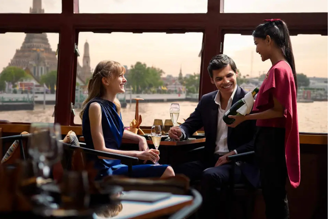 Banyan Tree Bangkok Saffron Luxury Dinner Cruise (Unlimited Drinks)