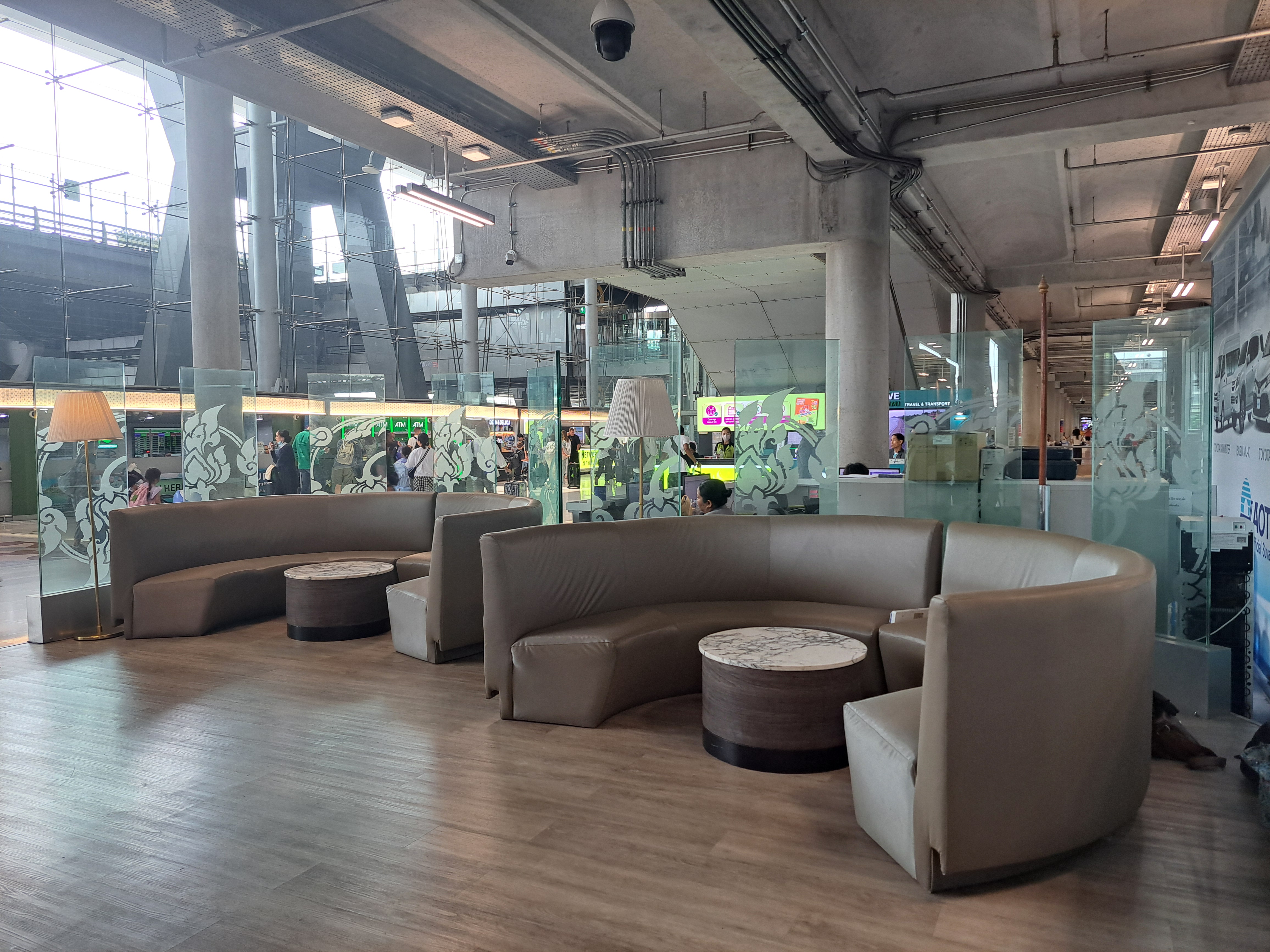 방콕 수완나품 공항 단독 픽업 / 샌딩 서비스 (AOT 공항공사 공식 리무진 / 전용 라운지)