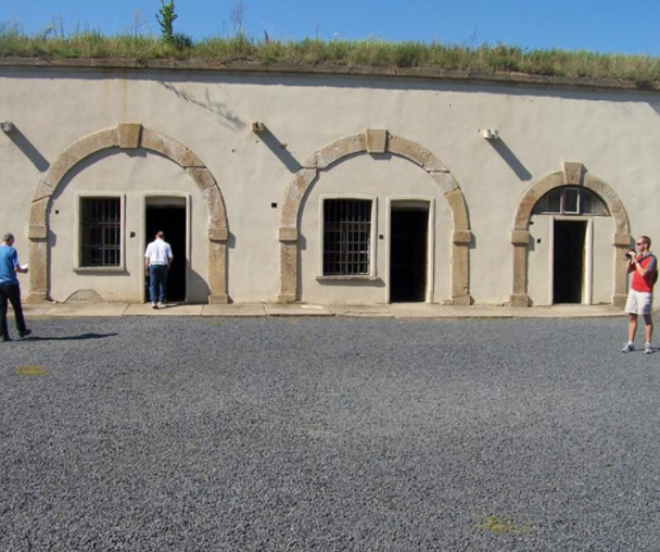 activity_detail_image