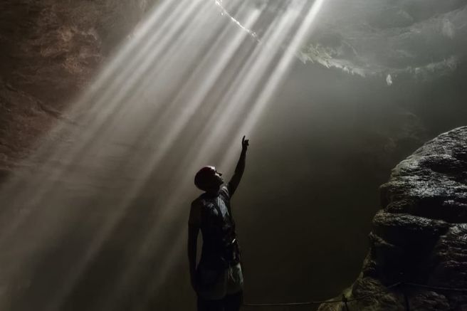 Yogyakarta Jomblang Cave Adventure & Pantai Timang Jeep Tour