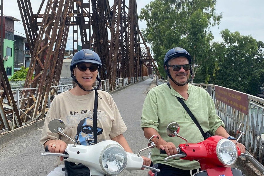 하노이 반나절 베스파 스쿠터 투어 - 하노이 근교 & 밧짱 도자기 마을 탐방