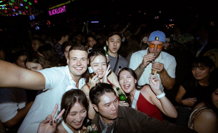 치앙마이 펍 크롤 투어 (맥주 뷔페 & VIP 입장)