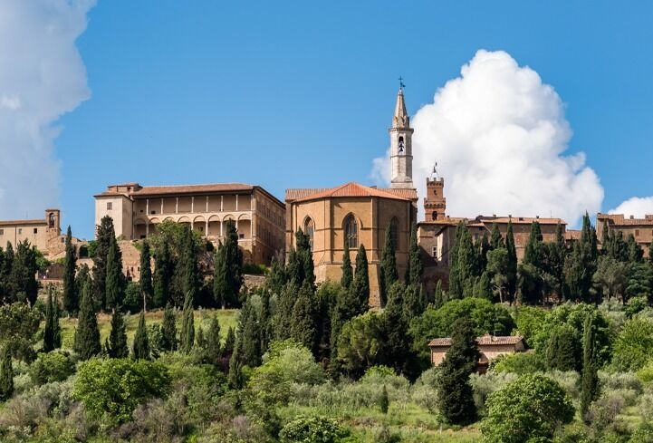 [우노트래블] 로마 출발: 치비따 디 바뇨레죠 & 오르비에또 & 발도르차 & 피엔차 일일 투어 (피렌체 도착)