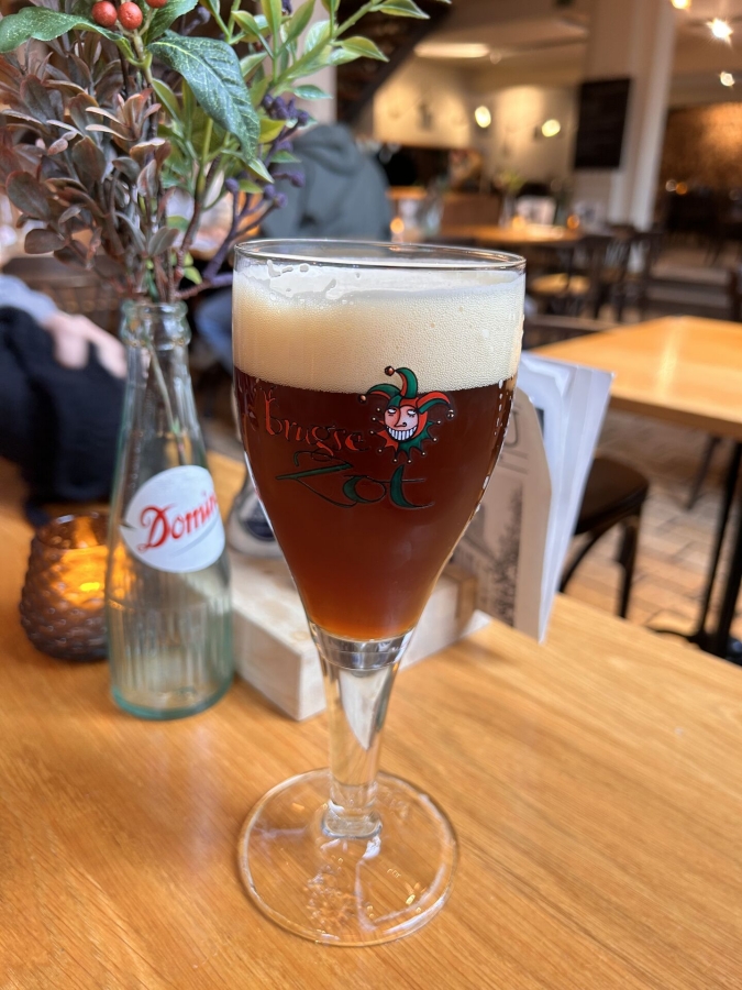 [파파윤투어] 파리 출발: 벨기에 브뤼헤 + 브뤼셀 일일 투어 (소규모 밴 투어)