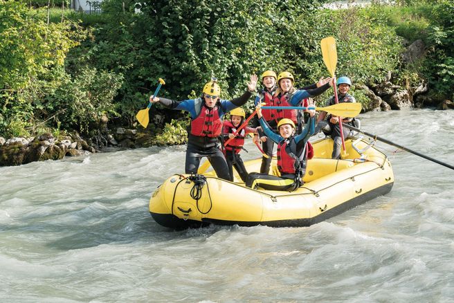 Interlaken: Family Rafting Experience on Lake Brienz
