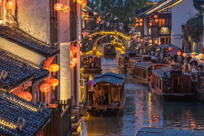 상하이 우전 수향마을 야경 투어 (한국어 가이드 / 전용 차량 / 유람선 포함)
