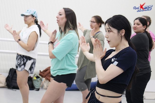 Seoul Hongdae K-POP Dance Class by Real K-POP DANCE