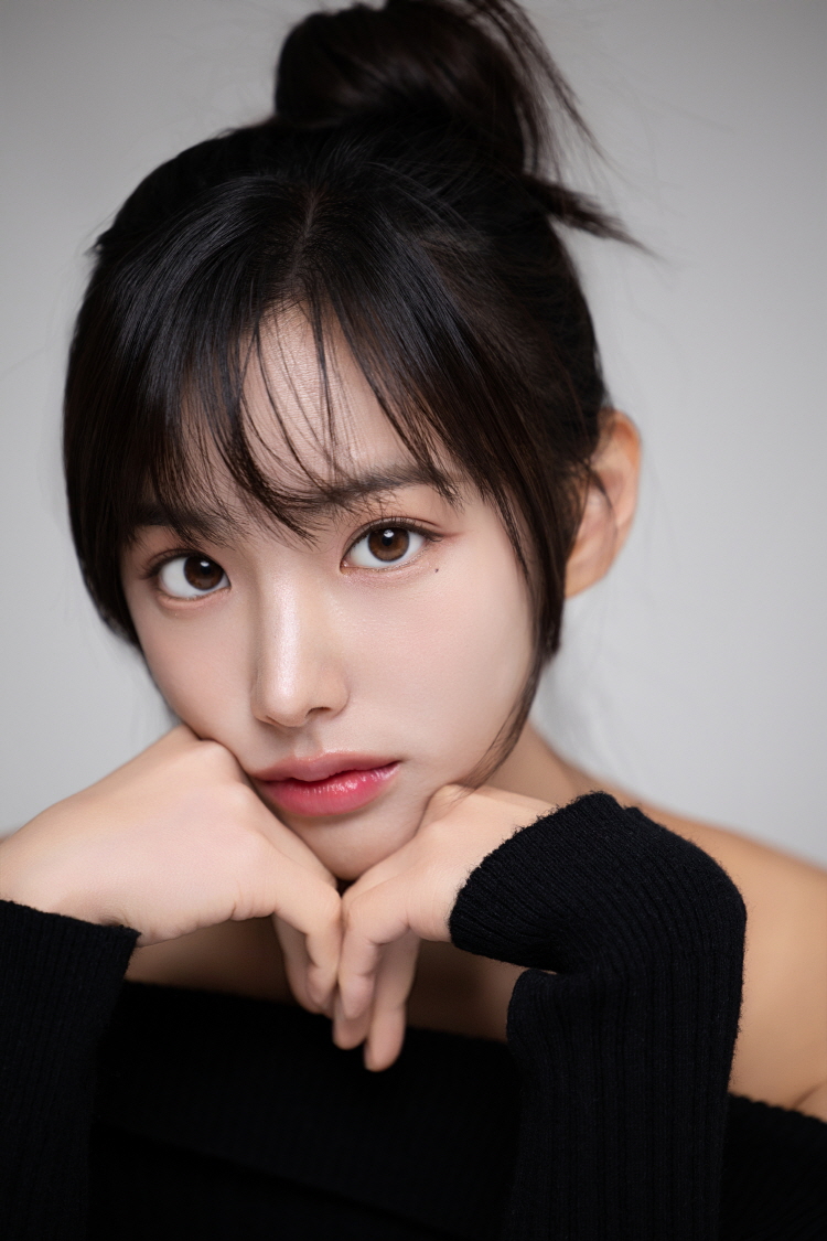 Seoul Gangnam K-Pop Cheongdam-dong Celebrity Hot Spot Beauty Salon (Hair + Makeup Experience)