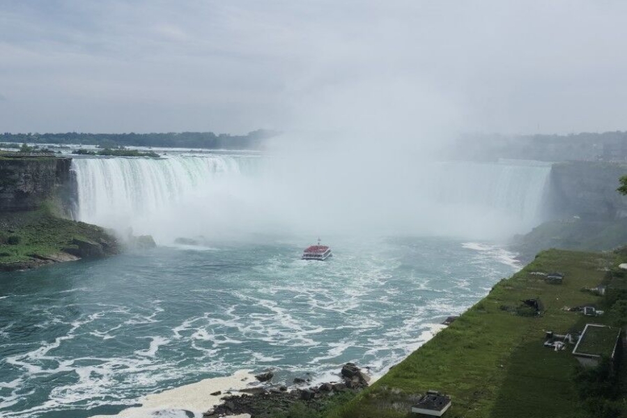 [에이스투어] 토론토 출발: 나이아가라 폭포 일일 단독 투어