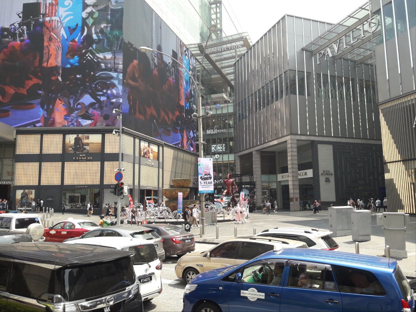 クアラルンプール ガイドツアー 8時間 + 専用車両 (プライベートツアー)