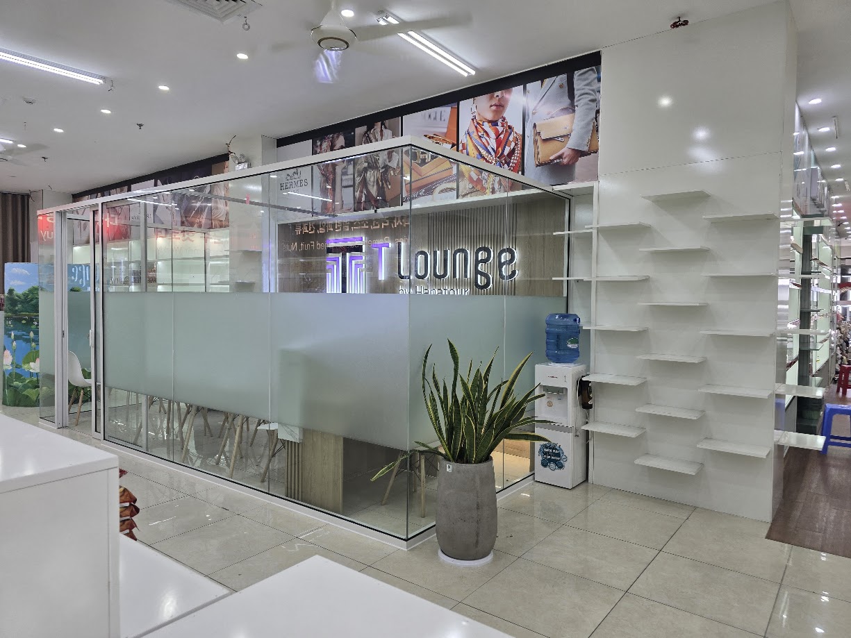 다낭 티라운지 짐 보관 쿠폰 (미케비치 1호점, 한시장 2호점)