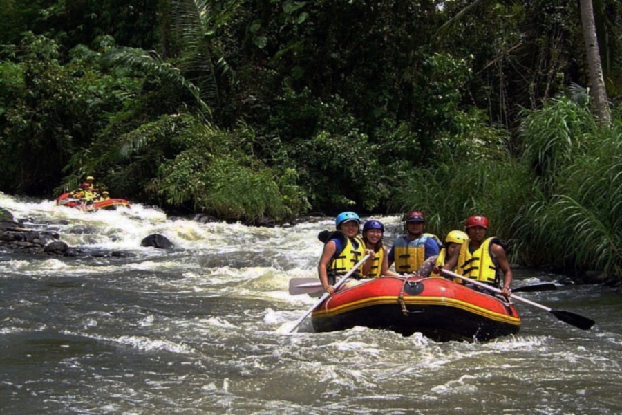 마나도 니망가 강 래프팅