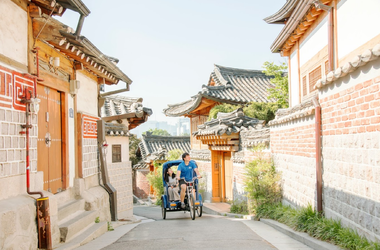 Seoul Bukchon Rickshaw Tour