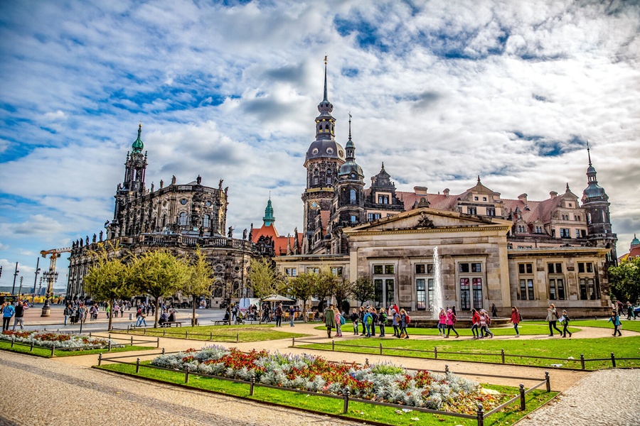 [프라하코치투어] 프라하에서 독일 드레스덴 & 작센스위스 역사와 쇼핑 차량투어
