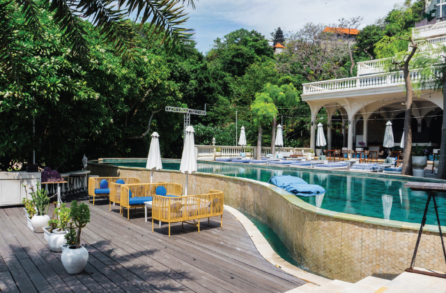 【1+1】ヌサドゥア カンナ バリ ビーチクラブ (WAUG限定)