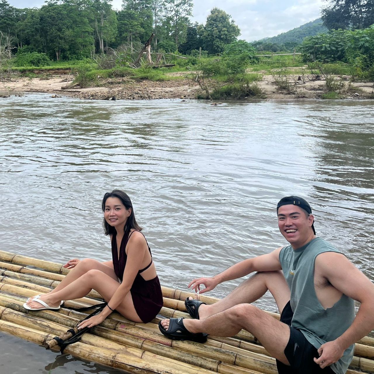 チェンマイ バンブーラフティングツアー（送迎、入場券付き）