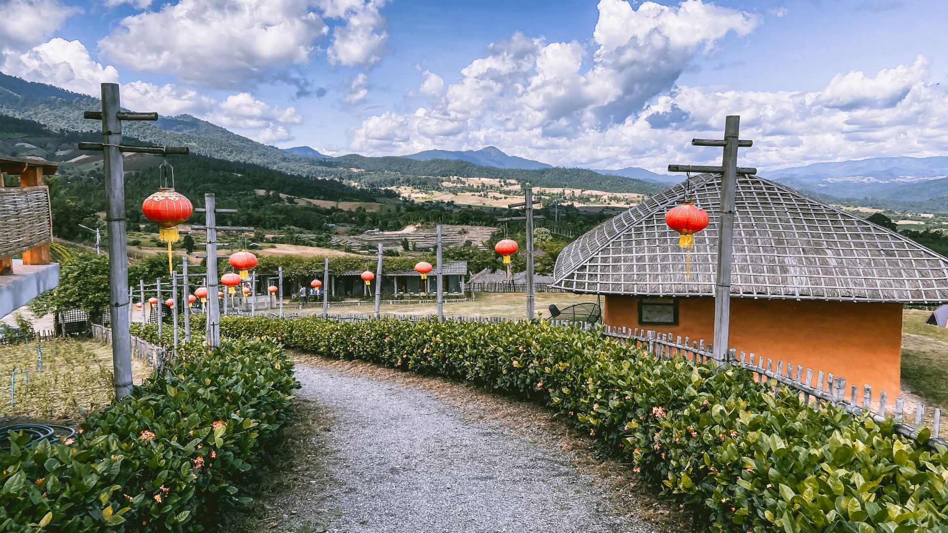 【1泊2日】チェンマイ発：パイの必見スポットを巡るツアー