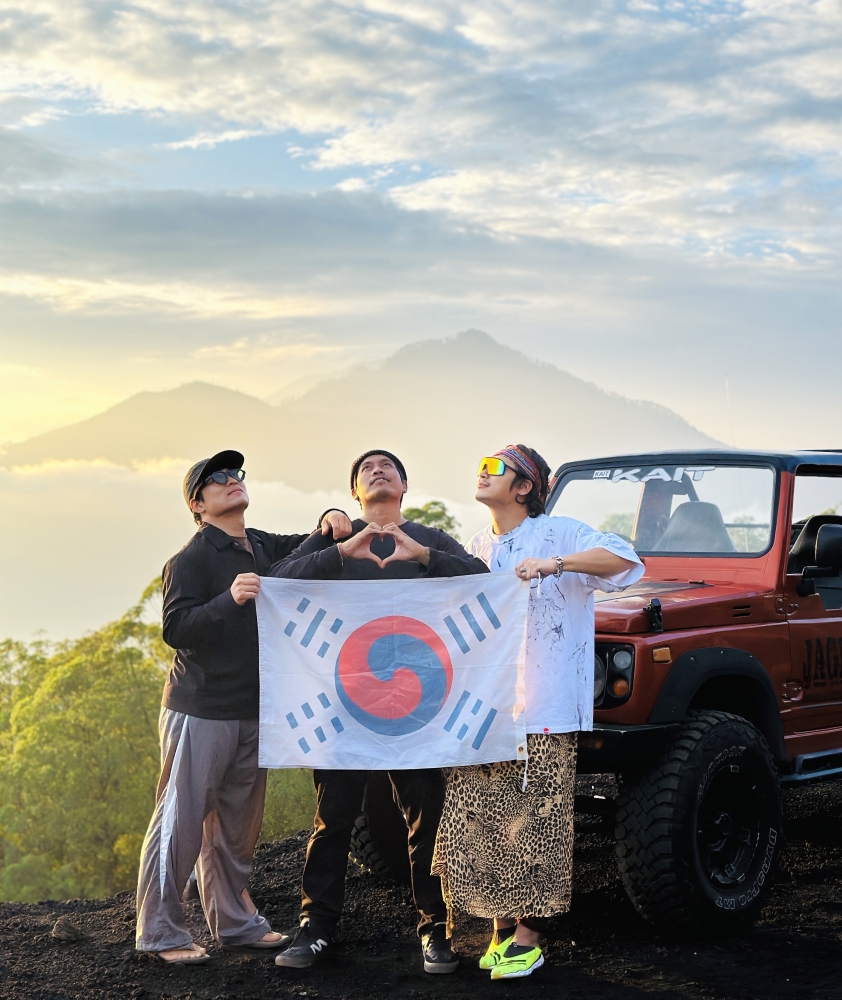 발리 바투르산 일출 지프 + 블랙라바 + 낀따만이 카페 한국어 가이드 단독 투어