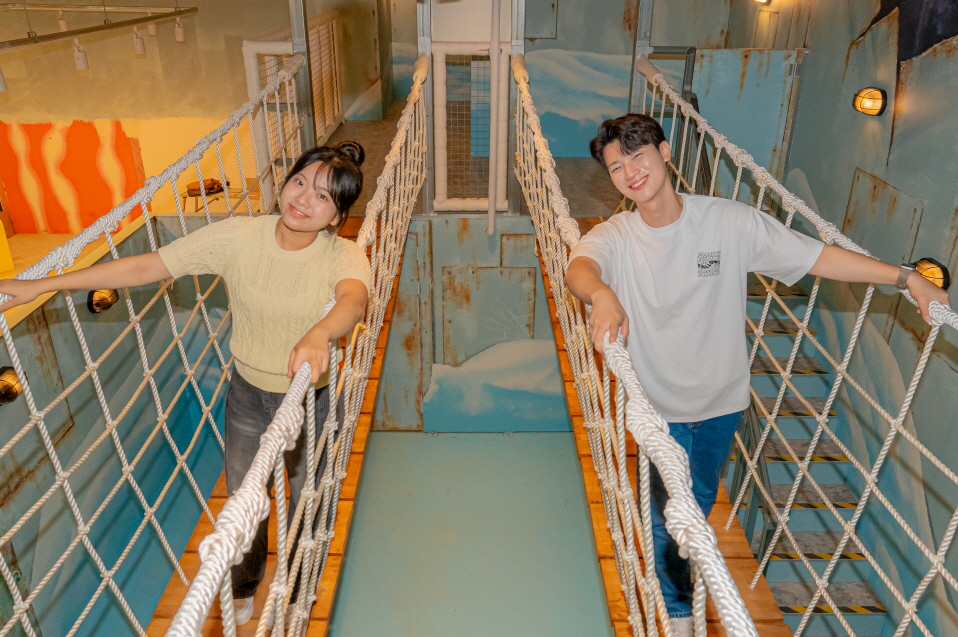 Dynamic Maze Busan Ticket (+ Running Man Busan)