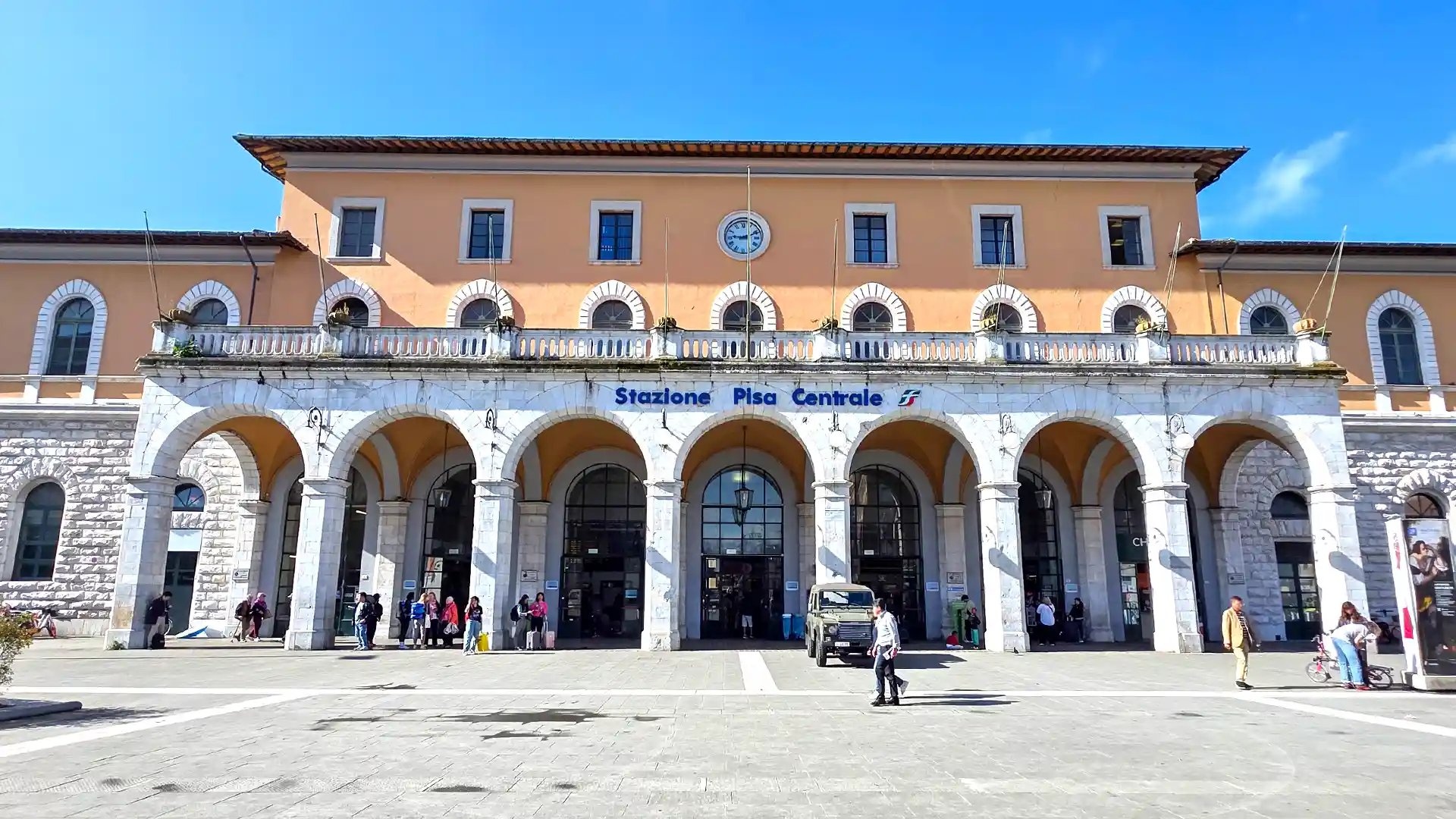 [마이퍼스트가이드] 800년째 기울어져 있는 피사의 사탑 & 대성당 투어 (비디오 가이드)