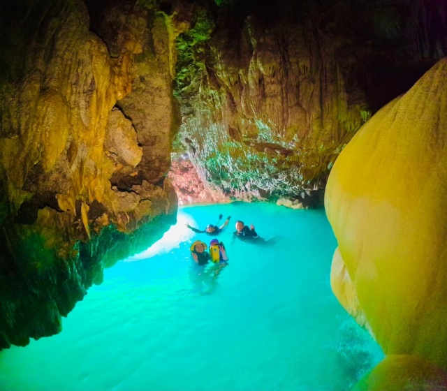 [독점할인] 미야코지마 펌프킨 종유동굴 탐험 케이빙 & 씨카약 투어