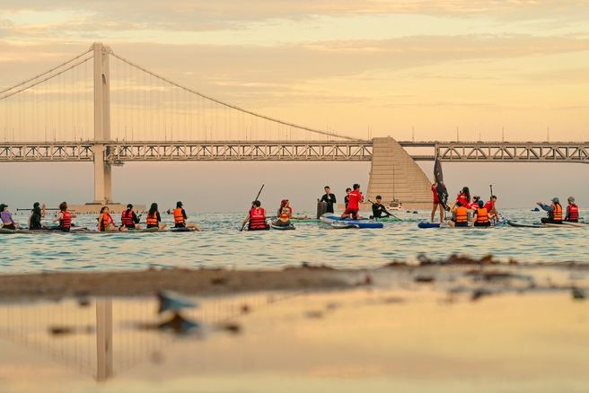 Busan Gwangalli Surfing Marine Sunset Paddleboard Lesson & Rental