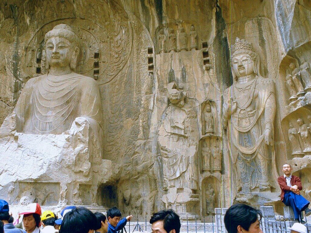 정저우 소림사 & 용문석굴 1박 2일 투어