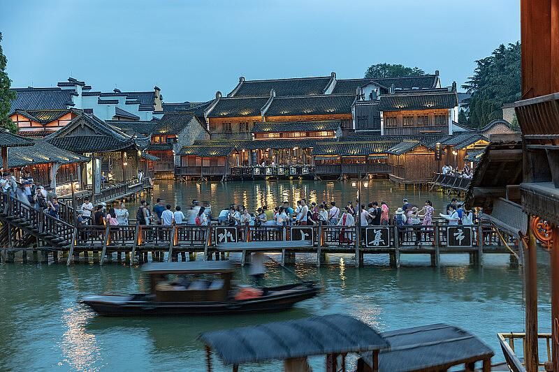 [토요일출발 반값할인] 상하이 우전 수향마을 동책 & 서책 데이투어 (나룻배 포함)