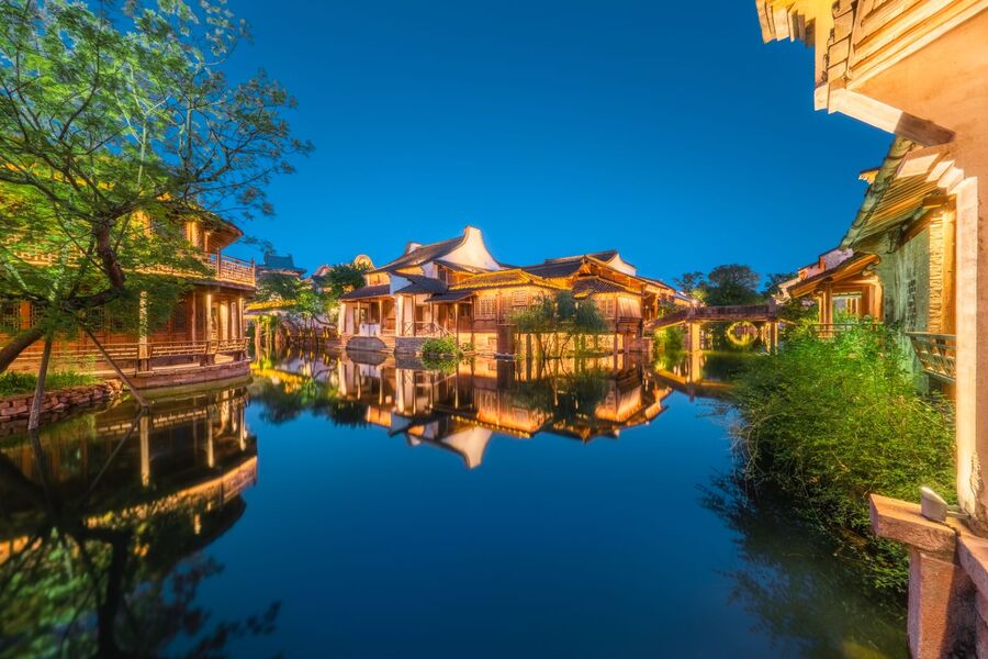 상하이 복원고진 수향마을 야간 관광 (나룻배 체험 포함)