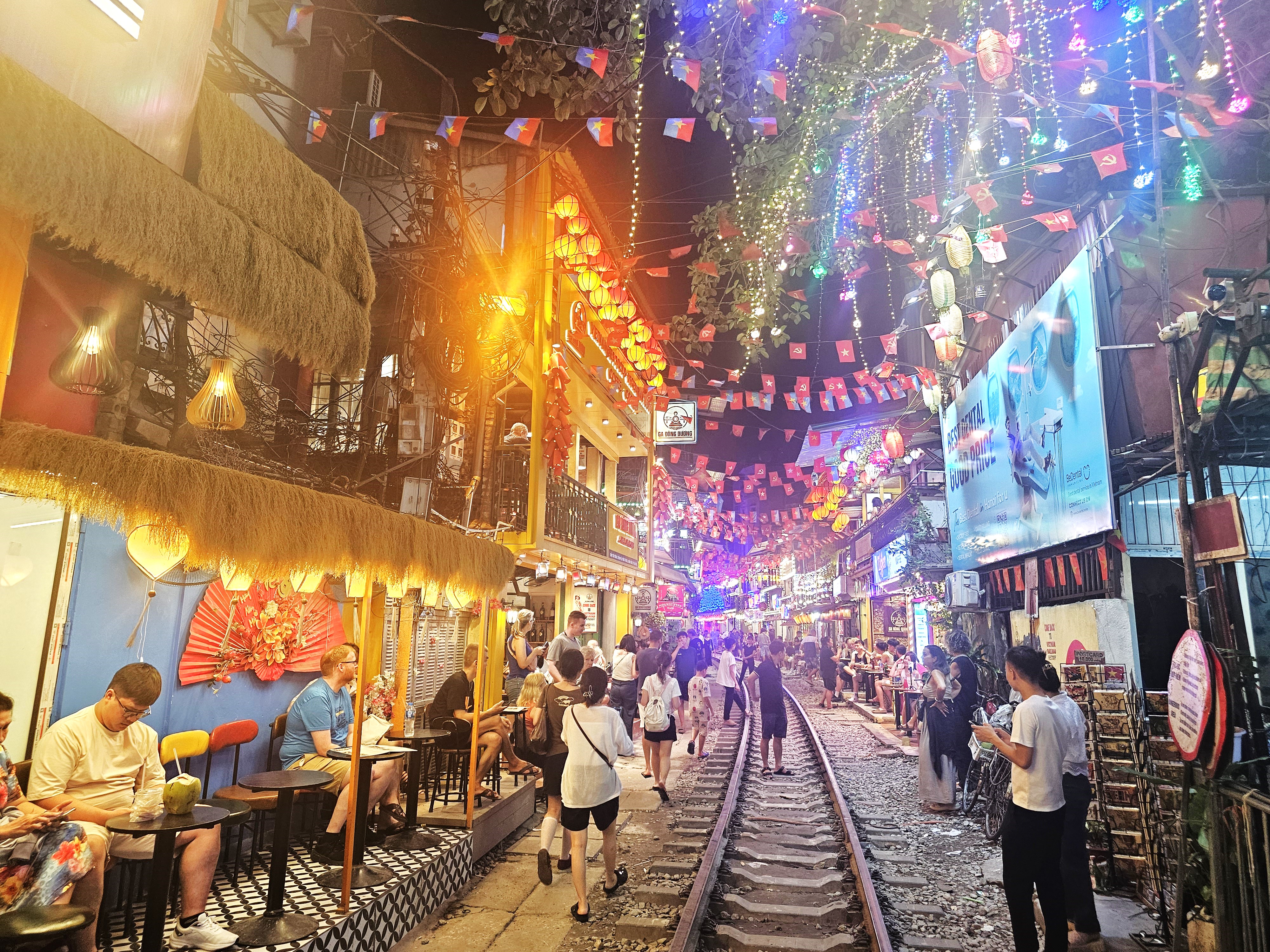 닌빈 짱안 + 하노이 올드 시티 야경 단독 투어 (한국어 가이드)