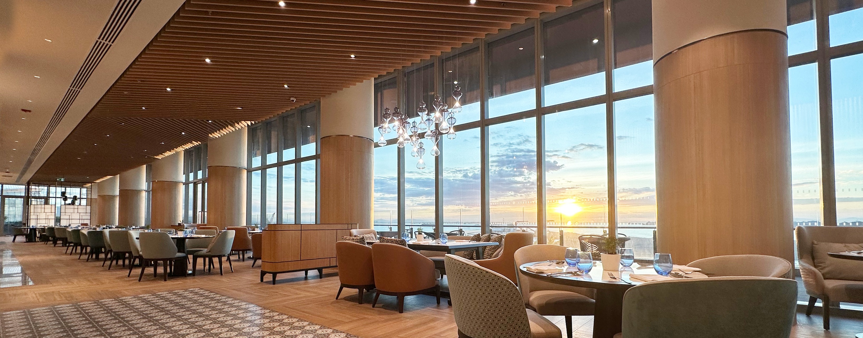 마닐라 랜슨 플레이스 호텔 CYAN 사이안 뷔페