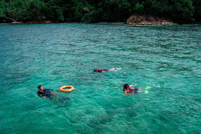 コタキナバル トゥンク・アブドゥル・ラーマン海洋公園 ボートシュノーケリングツアー