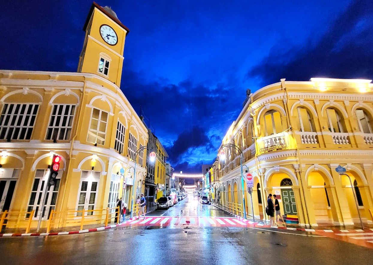 푸켓 시티 단독 체크아웃 투어 & 공항샌딩