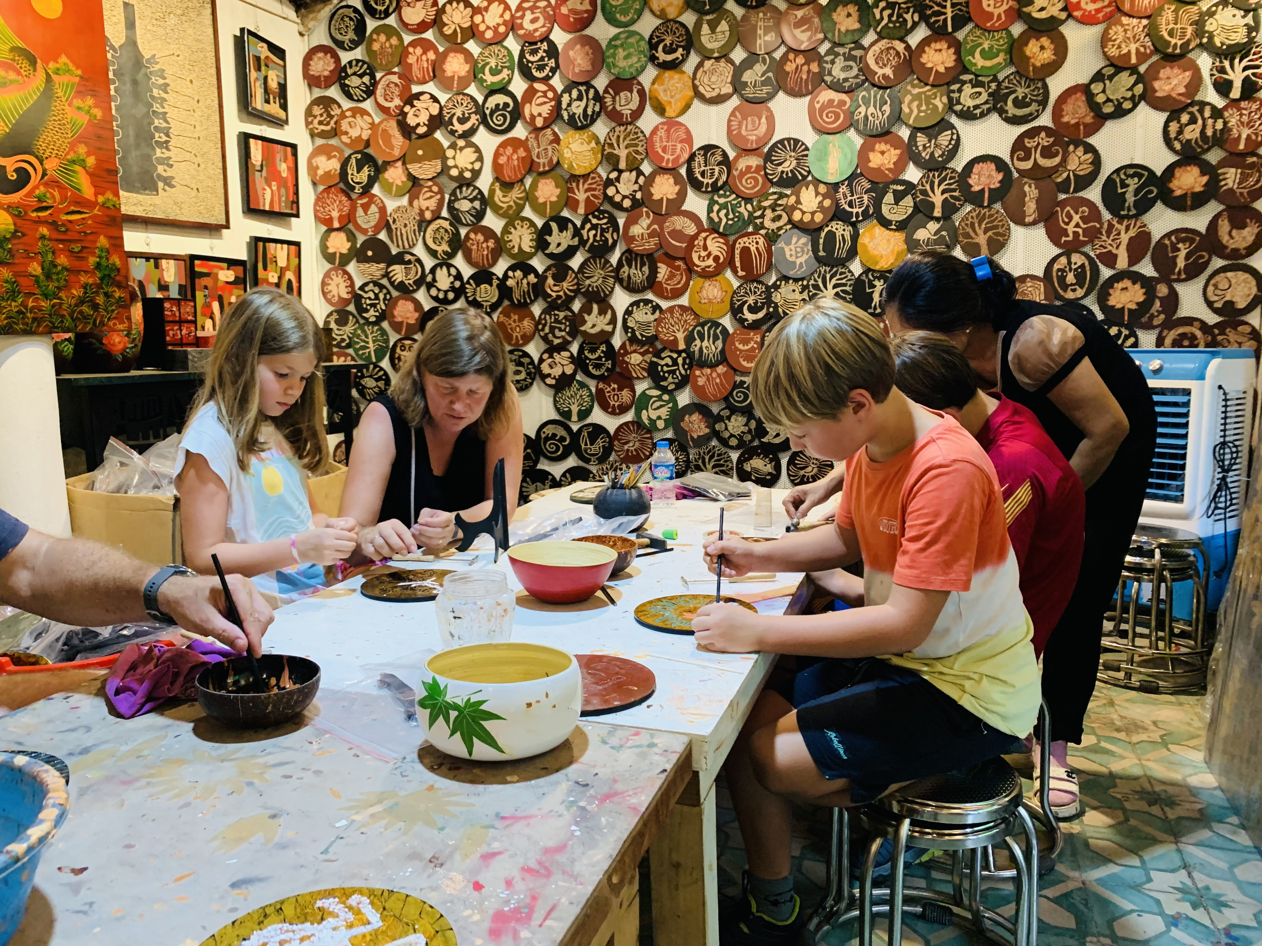 Hanoi Day Tour - Quang Phu Cau Incense & Hat Village & Craft Experience