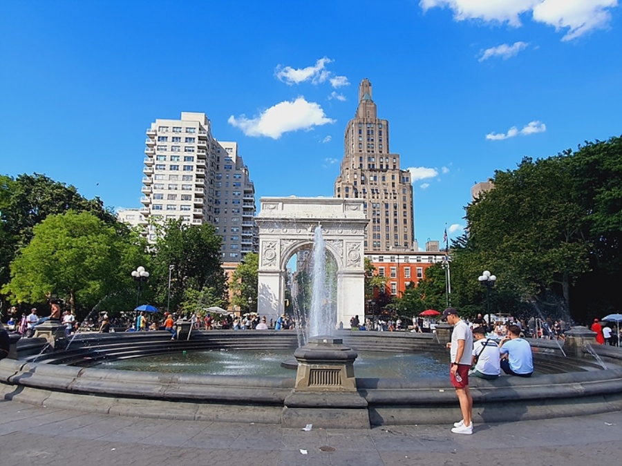 뉴욕 공립도서관 사서님과 여행작가가 함께하는 미드타운 그리니치 빌리지 워킹 투어