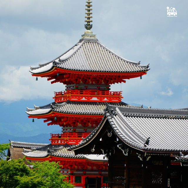 교토 아라시야마 버스 투어 - 청수사, 도게츠교, 치쿠린, 금각사, 후시미이나리신사