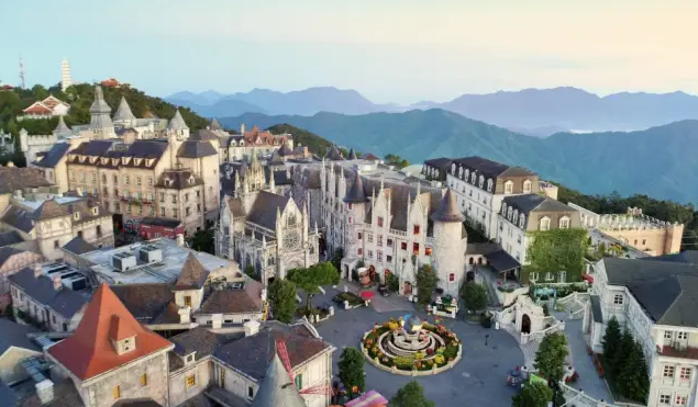 다낭 썬월드 바나힐 & 골든 브릿지 프라이빗 투어 (한국어 가이드)