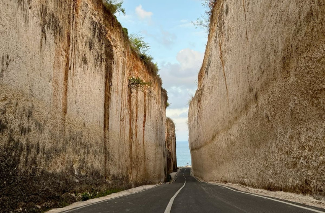 Private Southern Bali Custom Tour with a Bali Photo Pro by Ubud Driver Bali