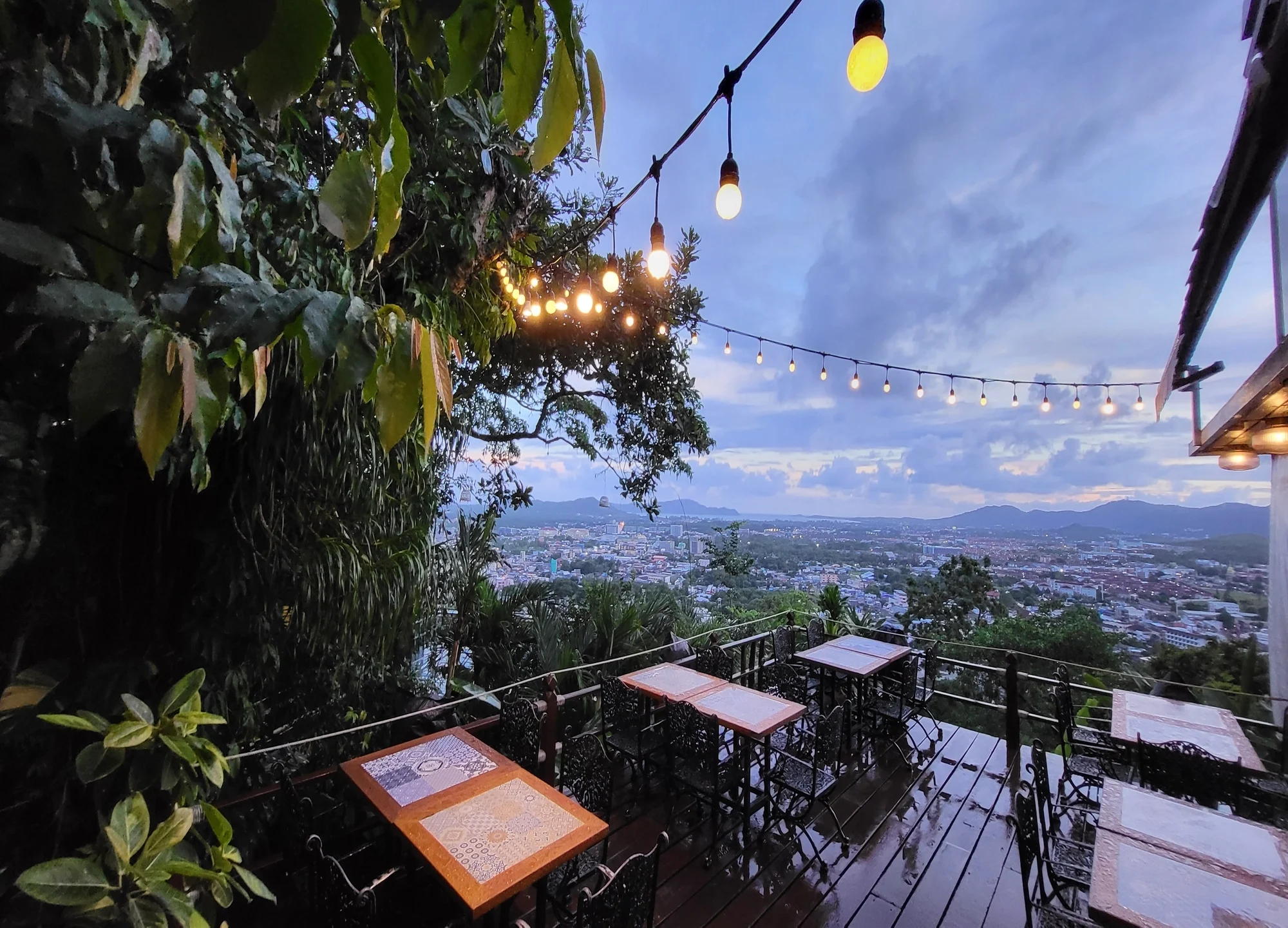 푸켓 올드타운 & 칠바 야시장 반일 투어